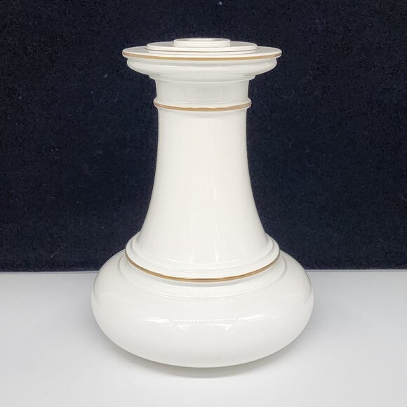 Vintage Lamp Base White Gold Trim 9" Tall 7" Diameter Lamp Parts Stiffel - Picture 3 of 7